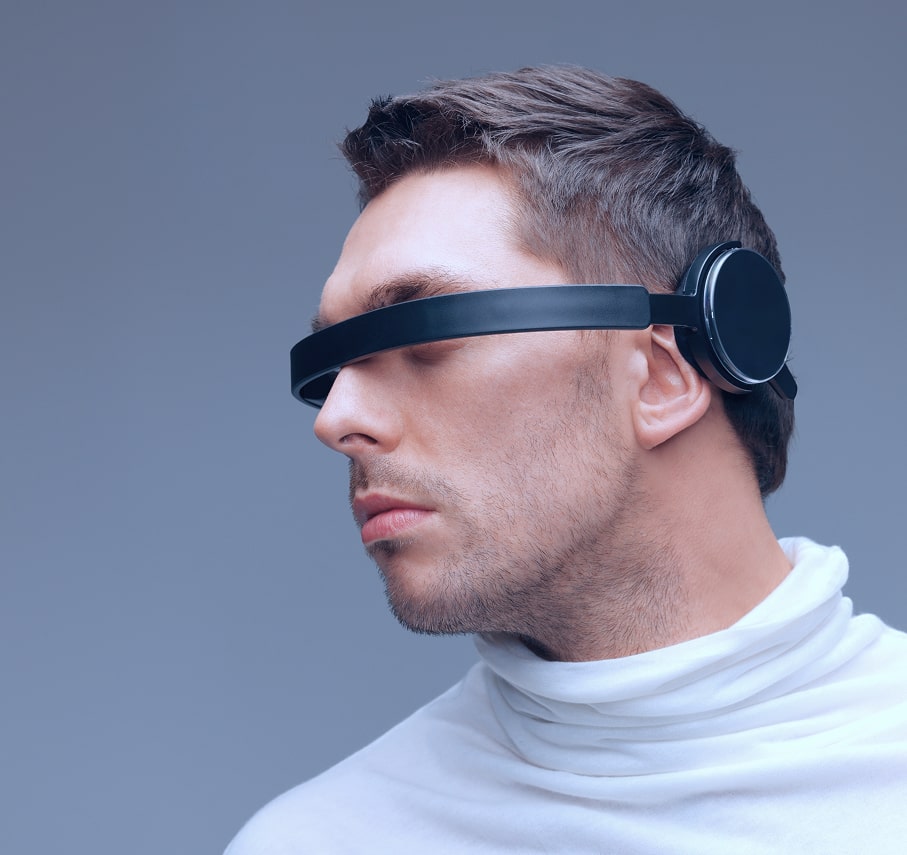 picture-handsome-man-with-futuristic-glasses 1-min picture-handsome-man-with-futuristic-glasses 1-min